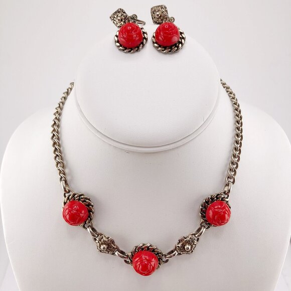 Vintage Jewelry - VINTAGE Red plastic rose and silver tone metal choker necklace & earring set